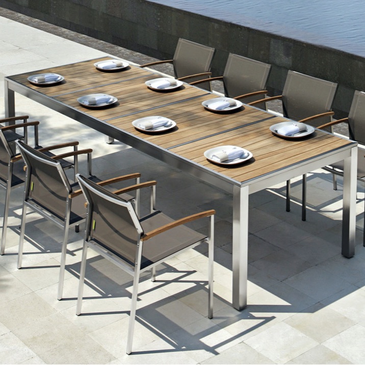 Dining | Zix 8740+